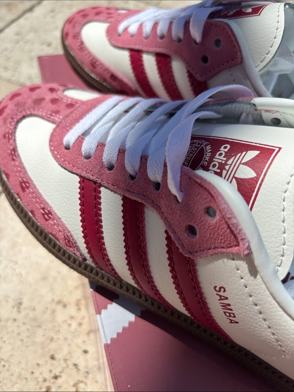 Adidas Samba White and Pink Heart-Print Sneakers COMME des GARÇONS collab 6.5 - Picture 11 of 12